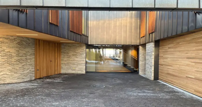 P25-Atrium-2